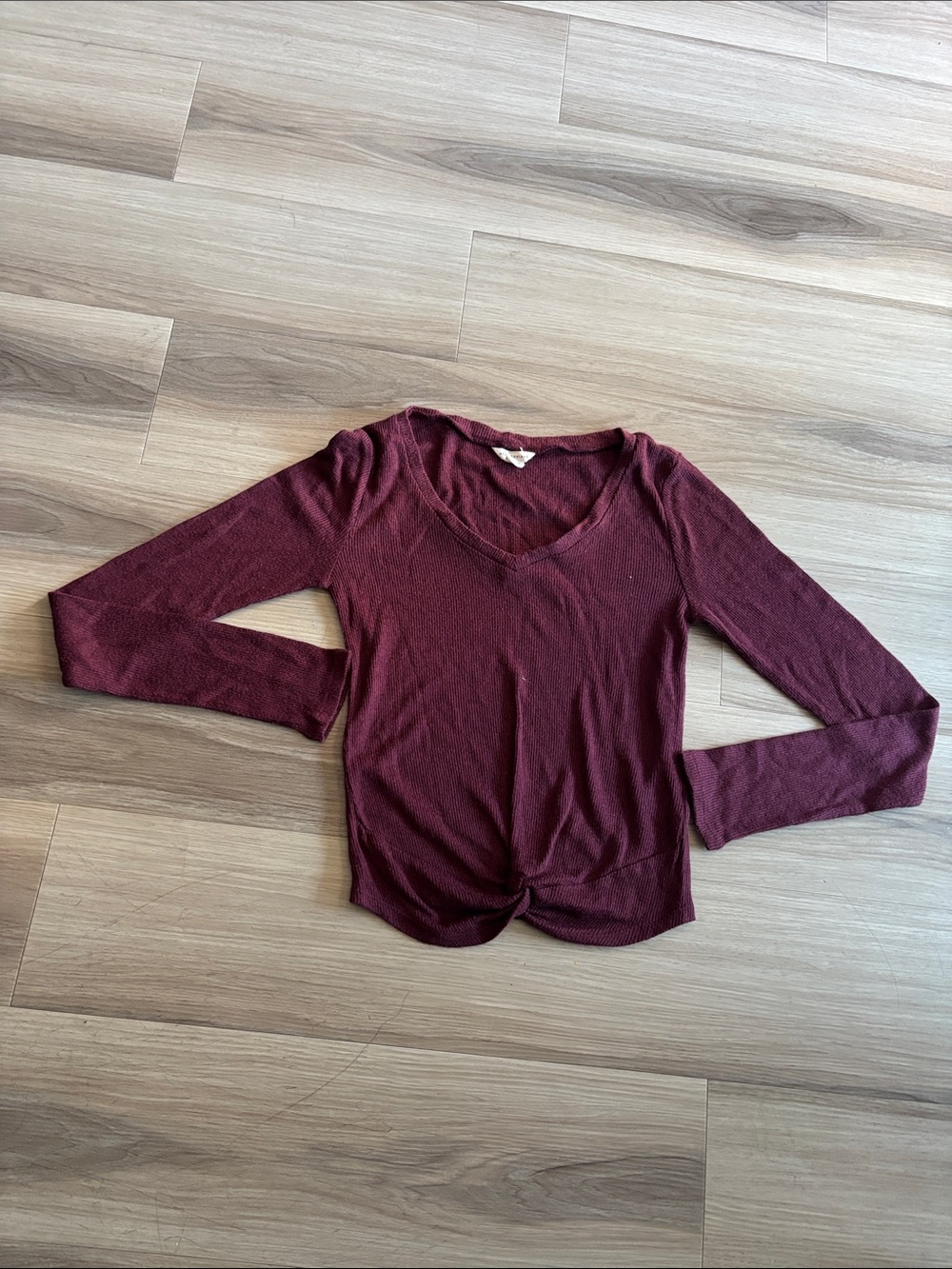 Aeropostale Women's Burgundy Long-Sleeve V-Neck Twist Front Top